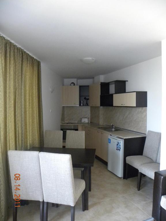 Apartcomplex New Tawn ออบซอร์ ห้อง รูปภาพ